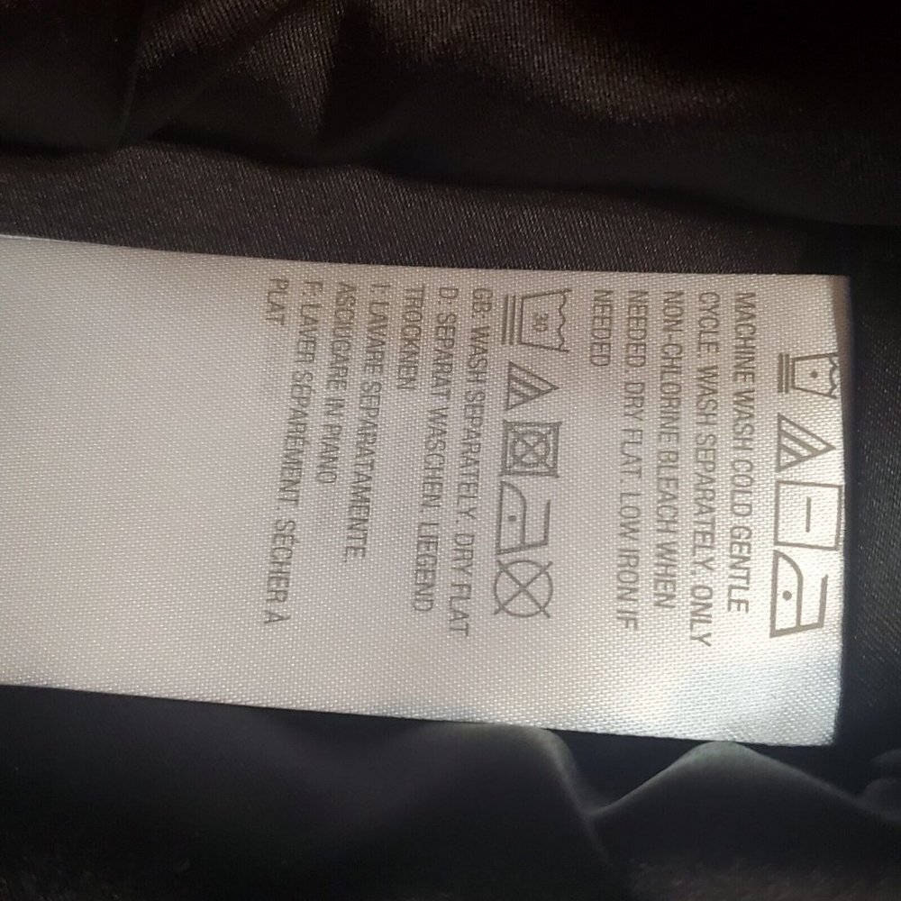 Dennis By Dennis Basso Black Womens Blazer With Gold accent Buttons Size Large - Picture 9 of 10